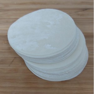 PIEDRA GYOZA ENVUELTA LIMPIA/LÁMINA DE MASA FINA/LISTA PARA COCINAR - Product Image 1