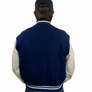 Chaquetas de gran tamaño con cierre de botones para hombre, chaqueta de lana a prueba de viento, fabricante de Pakistán - Product Image 2