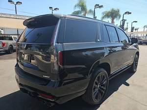 Cadillac Escalade V-Series 1SD 2024 Usado en Buen Estado - Product Image 5