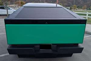 Camioneta 2024 Serie Foundation AWD Turbo, Cuero, R18, Bajo Kilometraje, Transmisión Automática, Volante a la Izquierda, 5 Plazas, Gasolina, NEDC - Product Image 3