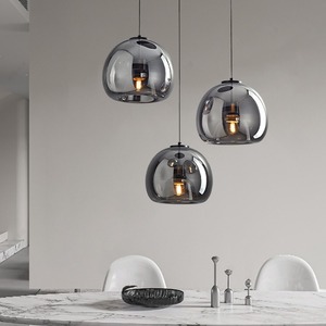 Buona qualità vetro rustico luce ciondolo decorazione cucina lampada a sospensione di lusso ristorante nordico moderno <span class=keywords><strong>lampadario</strong></span> a sfera di vetro - Product Image 1