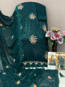 Salwar Kameez pour femmes en fausse fourrure lourde et en georgette, nouveau style, design moderne, robe de mariée - Product Image 5