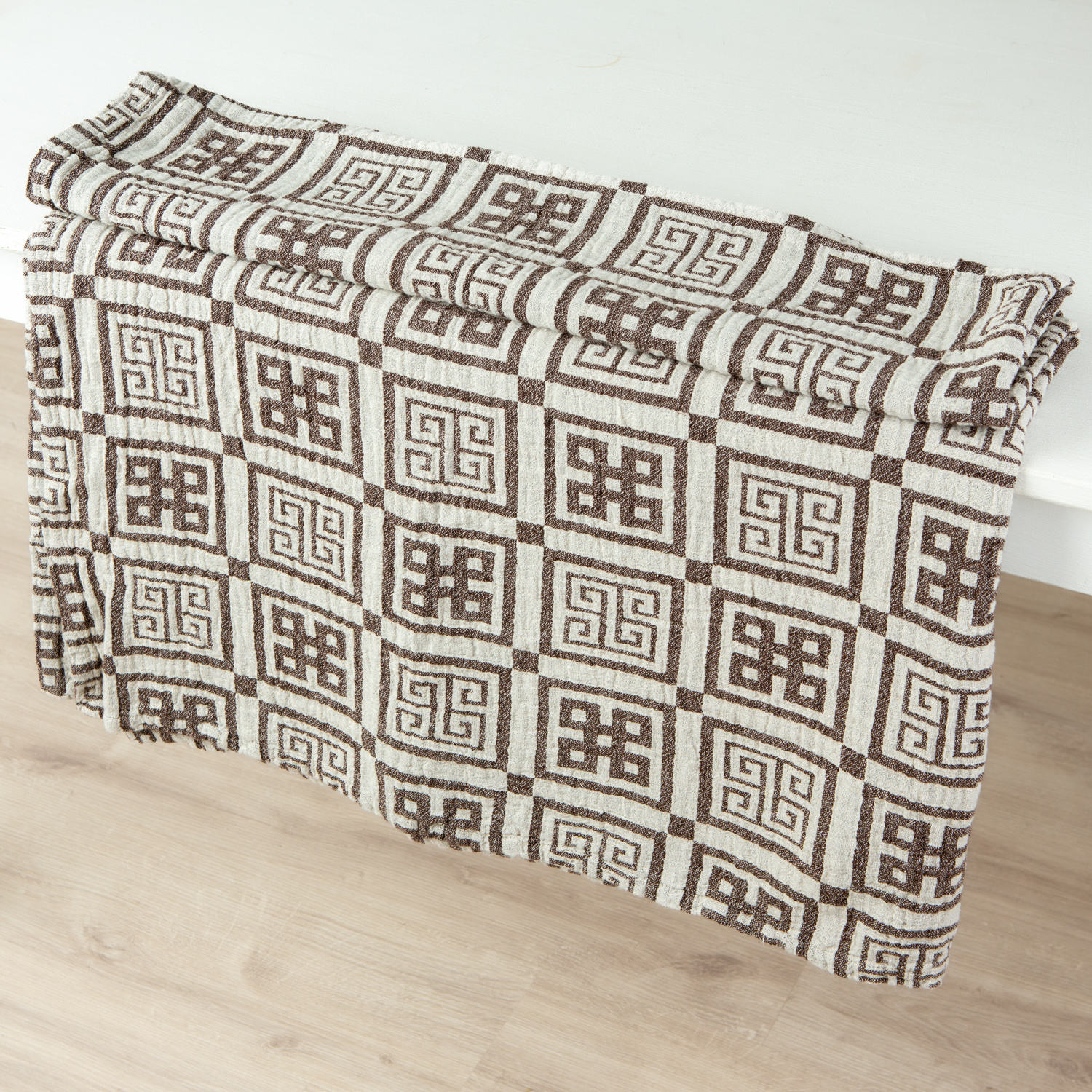 สีน้ำตาล