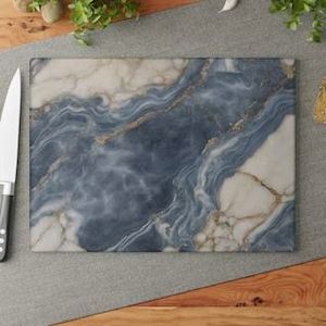 Planche à découper en marbre élégante pour les maisons raffinées, offrant une surface lisse pour couper les fruits et légumes quotidiennement - Product Image 5