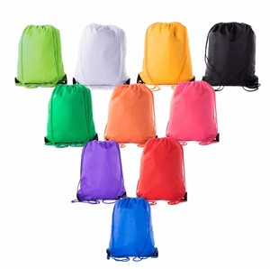 Mochila con cordón de ajuste, color naranja sólido, poliéster, informal, para gimnasio, unisex, ligera, con correa ajustable, asa suave, paquete de 12 unidades - Product Image 4