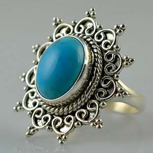 Bague ovale en argent sterling 925 faite à la main avec turquoise, style bohème, pierre de naissance de décembre, bijou incrusté élégant, cadeau idéal pour son anniversaire - Product Image 3