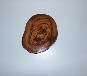 Meilleur modèle Forme rustique Art naturel Dessous de verre en bois chauffant écologique fabriqués à la main pour fête Support de tasse à café personnalisable - Product Image 4