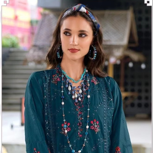 Lujo hecho a mano Organza bordado Shalwar Kameez y Dupatta festivo Eid desgaste para fiestas de invierno - Product Image 1