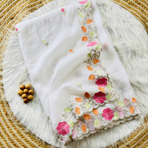 ชุดส่าหรีผ้าตาข่ายปักลายผีเสื้อหนักงานปาร์ตี้ออกแบบโดยดีไซเนอร์ทำจากผ้าไหม - Product Image 1