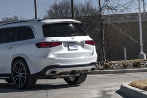 รถ SUV GLS 580 ปี 2021 มือสองสภาพดี - Product Image 2