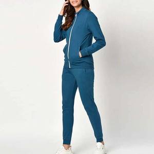 Ensemble de survêtement décontracté et élégant pour femme, grande taille, coupe ample, à capuche, imprimé, streetwear, réversible, épais, Hiver 2026 - Product Image 3