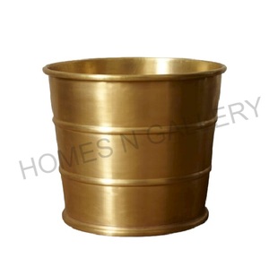 Pots de jardinières en métal galvanisé Antique fait à la main, pots décoratifs d'intérieur et d'extérieur, Pots en fer avec finition antique - Product Image 5