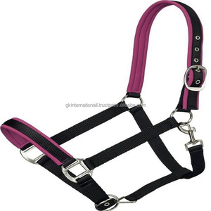 Sangle en nylon noir solide licou en nylon rembourré coloré avec nez et couronne réglables licou de course de gorge - Product Image 3