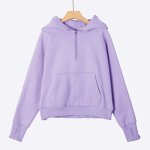 เสื้อฮู้ดผู้หญิงสีพื้นมีสไตล์