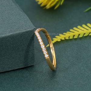 Timeless IGI Certified VVS Lab Grown Diamond 14K Oro sólido Curved Wedding Band Ring Fine Fashion High End Luxury Women Jewelry - Product Image 1