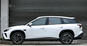 รถยนต์ราคาประหยัด ยี่ห้อดัง มีรถพร้อมส่ง รถยนต์พลังงานใหม่ ไฟฟ้า 5 ประตู 5 ที่นั่ง ปลั๊กอินไฮบริด SUV รุ่น NETA L - Product Image 6