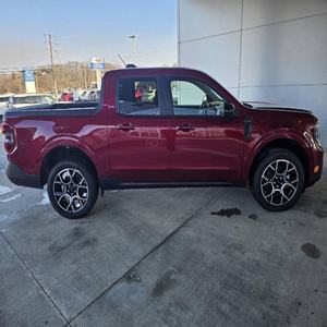 Ford Maverick Lariat 2025 USADO EN BUEN ESTADO - Product Image 2