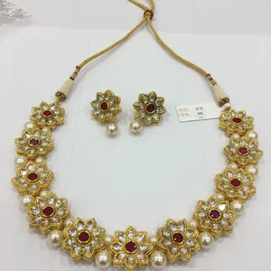 Liontin kalung baja tahan karat berlapis emas Dubai merek murah kualitas tinggi Set perhiasan untuk wanita