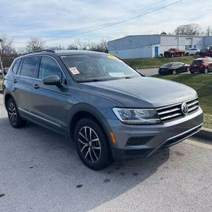 2021 pour Golf Tiguan 2.0T SE Dark Interior Turbo SUV - Product Image 1