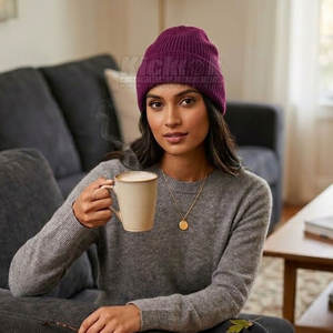 Gorro Clásico de Invierno, Gorro de Punto Suave y Elástico, Gorro Cálido y Elegante para Uso Diario, Informal, para Exteriores, con Diseño Jacquard - Product Image 2