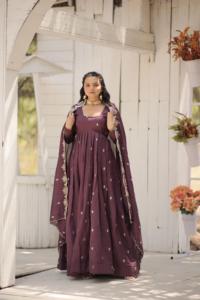 ชุดผ้า Anarkali เย็บปักลายผ้าไหมผ้าจอร์เจียสำหรับนักออกแบบล่าสุด - Product Image 4