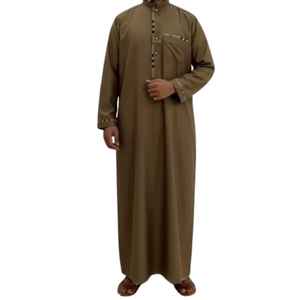 Thobe musulman de haute qualité personnalisé pour hommes, nouveau design, couleur, prix de gros, thobe musulman pour hommes - Product Image 1