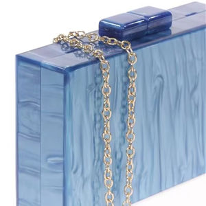 Bolso de mano de resina hecho a mano de primera calidad, bolso de noche de lujo para ceremonias de boda, despedidas de soltera y eventos elegantes - Product Image 2