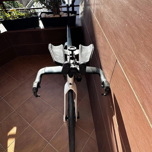 Canyons Speedmaxx CF SLX 8 eTap 2025 2024 - Product Image 1