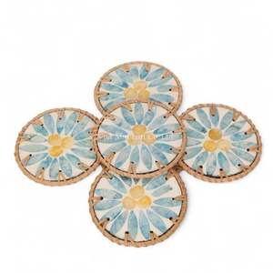 Posavasos Artesanal de Nácar con Detalle de Mimbre para Protección de Bebidas y Decoración de Interiores - Product Image 3