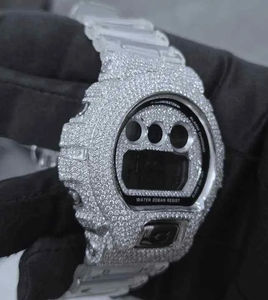 Reloj de Cuarzo para Hombre, Estilo Hip Hop, Completamente Adornado con Diamantes Moissanite, Personalizado, con Esfera de Cristal, Correa de Aleación y Manecillas - Product Image 2