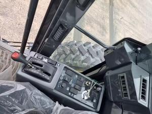 รถเกรดเดอร์รุ่นใหม่ GD755-5R พร้อมเครื่องยนต์ เกียร์ และปั๊ม รับประกัน 1 ปี ขาย - Product Image 5