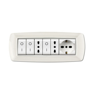 Placca Life Modello Living Pl. Bianca 7 Posti Cornice Bianca - Product Image 1