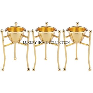 Estantes para huevos de metal hechos a mano con diseño en forma de gallina con detalles rústicos para una forma encantadora y práctica de almacenar huevos en su cocina - Product Image 6