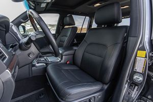 Toyota Land Cruiser Heritage Edition 2021 Usado en Excelentes Condiciones, 16,400 Millas, Motor V8, Asientos en la Tercera Fila, Último Año de la Serie 200 - Product Image 5
