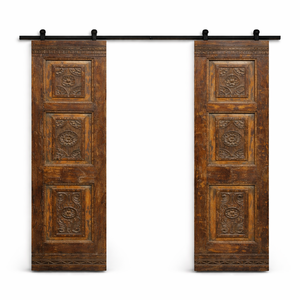 Puerta Corredera Doble de Madera Maciza Tallada a Mano |   Puerta Interior de Estilo Industrial Loft |   Tamaños y Acabados Personalizados Disponibles - Product Image 4