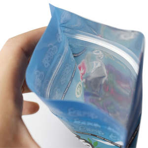 ถุงซิปล็อคแบบตั้งได้สำหรับขนมหวาน พร้อมร่องฉีก - ผลิตจาก PET/PE เคลือบลามิเนต, บรรจุภัณฑ์สำหรับขายส่งและขายปลีก, เกรดอาหาร, ผลิตในเวียดนาม - Product Image 3