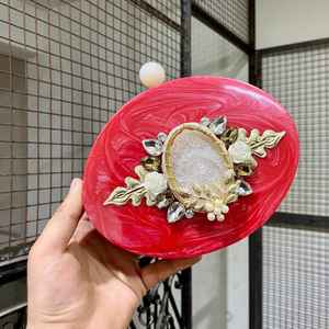 Pochette en résine époxy Design de luxe créatif pour femmes et filles Nouveau fourre-tout promotionnel BaHigh Quality Handmadg - Product Image 6