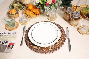 Napperon de chargeur de rotin de plaque de bambou écologique de haute qualité du Vietnam tissé à la main pour des événements de luxe commande minimum 100 pièces - Product Image 5