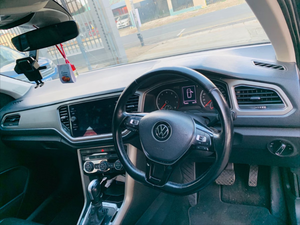 Auto Usado de Calidad a Precio Accesible, Volkswagen T-Cross 2022 1.0 TSI Comfort-Line, Automático, Volante a la Derecha - Product Image 2