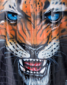 แจ็กเก็ตบอมเบอร์หนังลำลองสำหรับฤดูหนาวพร้อมปกตั้งและซิปด้านหน้าเสือ - Product Image 3