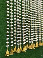 Guirlande artificielle en plastique Jasmin avec perles dorées et clochettes, durable, 1,2 m, pour décoration extérieure, fêtes, mariages indiens, festivals et événements