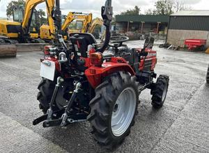 จัดส่งฟรีรถแทรกเตอร์ฟาร์ม180D VST fieldtrac พร้อมตัวโหลดแนบอย่างรวดเร็วและ4WD ถัง18.5HP เครื่องยนต์ดีเซล540 PTO 3 POINT ผูกปม - Product Image 4