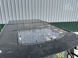 Mini MINICARGADORA Gehl 1640e de 36 pulgadas y 900mm de ancho, Motor y bomba forestal incluidos, modelo 2023 de alta eficiencia - Product Image 4