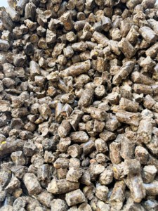 Bâtons de bois AGROFOND, diamètre 8 mm, longueur 5-30 mm, humidité 9,8 %, densité 570 kg/m³, valeur calorifique 14,981 MJ/kg, système de chauffage - Product Image 4