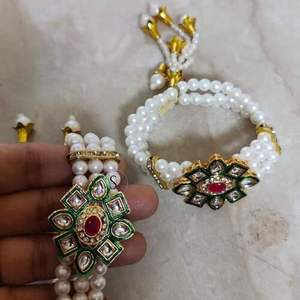 Moderne Designer Moti Rouge Perle Belle Laiton Écologique Haute Qualité Bracelets Beau Motif pour Cadeaux D'anniversaire Nouvel An - Product Image 1