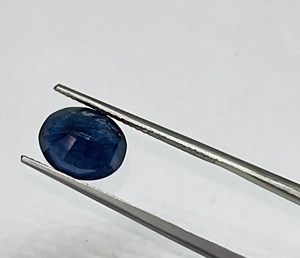 10x8มม. สังเคราะห์ (ห้องปฏิบัติการที่สร้าง) หินแซฟไฟร์เหลี่ยมเพชรพลอยรูปไข่4.41กะรัต - Product Image 2