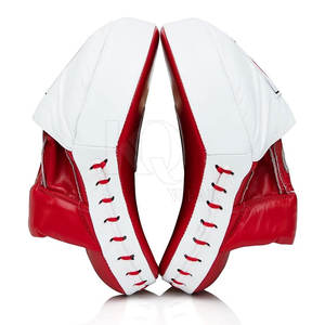 แผ่นซ้อมชกมวยคุณภาพสูง KALEEM QUALITY WEAR สำหรับฝึกซ้อมมวยไทยและคิกบ็อกซิ่ง ทำจากหนัง สะดวกสบาย ระบายอากาศได้ดี - Product Image 3