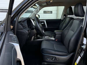 Usado 2021 T * oyota 4Runner SR5 Premium - Product Image 3