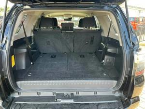 Toyota 4-Runner SR5 4dr SUV 2024 d'occasion ( - Product Image 2