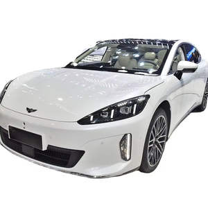 Automóvil Usado de Segunda Mano 2024 Yuan-ha-ng Y7 Edición Yuan-ha-ng, Autonomía NEDC de 201-300 km, Vehículo Eléctrico 4x4, Batería de 50-70 kWh, 120 kW - Product Image 1